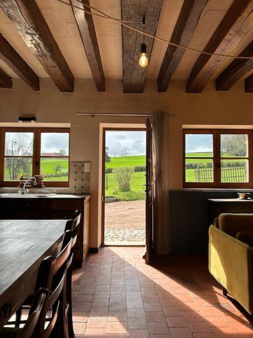 La Maison De Barbara La Guiche Bagian luar foto