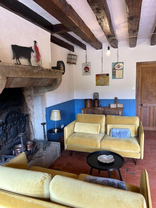 La Maison De Barbara La Guiche Bagian luar foto