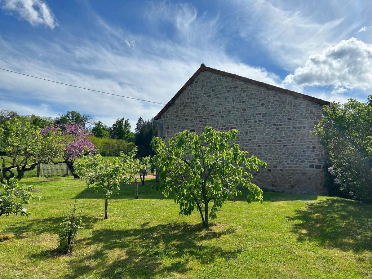 La Maison De Barbara La Guiche Bagian luar foto